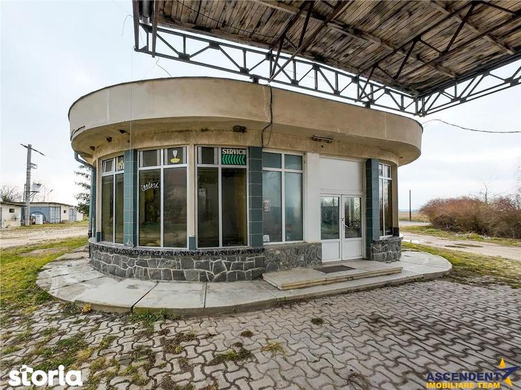 Spațiu comercial, de 704 mp, în Reci