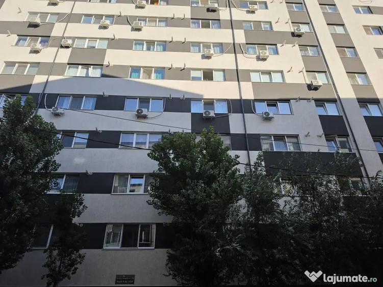 Garsonieră decomandată în Uverturii