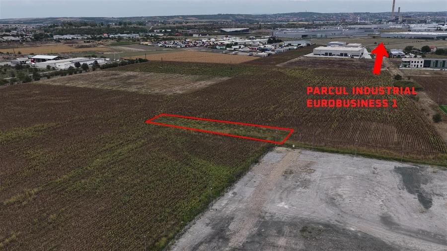 Teren Construcții intravilan de 2100 mp, în Vest