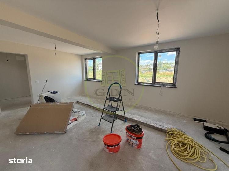 Casă cu 4 camere cu Teren 400 Mp în Bordei