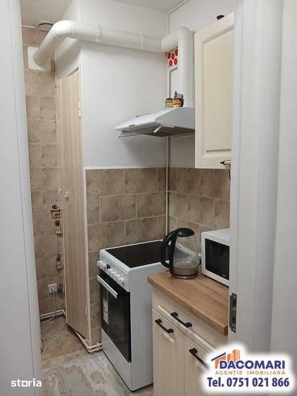 Apartament cu 2 camere decomandat în Tractorul