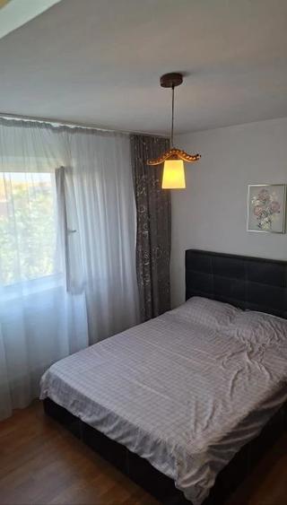 Apartament cu 2 camere decomandat în Trivale