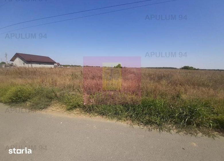 Teren de 1300 mp, în Copăceni