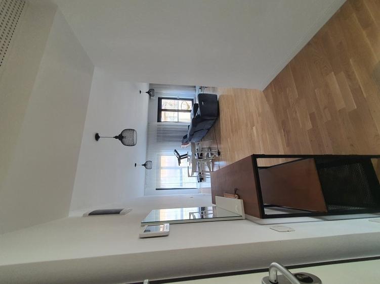 Apartament cu 3 camere decomandat în Domenii
