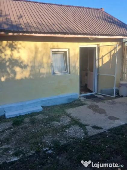 Casa de vanzare, 64.30 mp, Lacrita Mare - 18 km de Craiova - 2