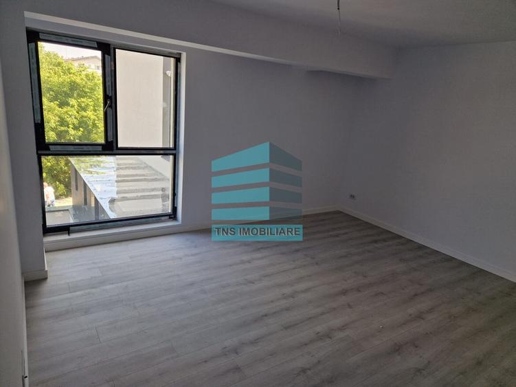Apartament cu 4 camere în Titan