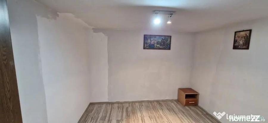 Casă cu 4 camere cu Teren 243 Mp în Alexandriei