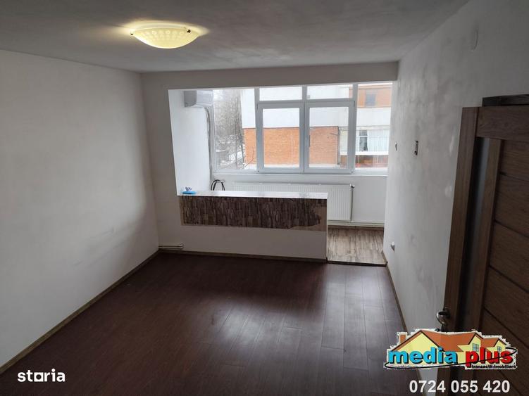 Apartament cu 2 camere semidecomandat în Central