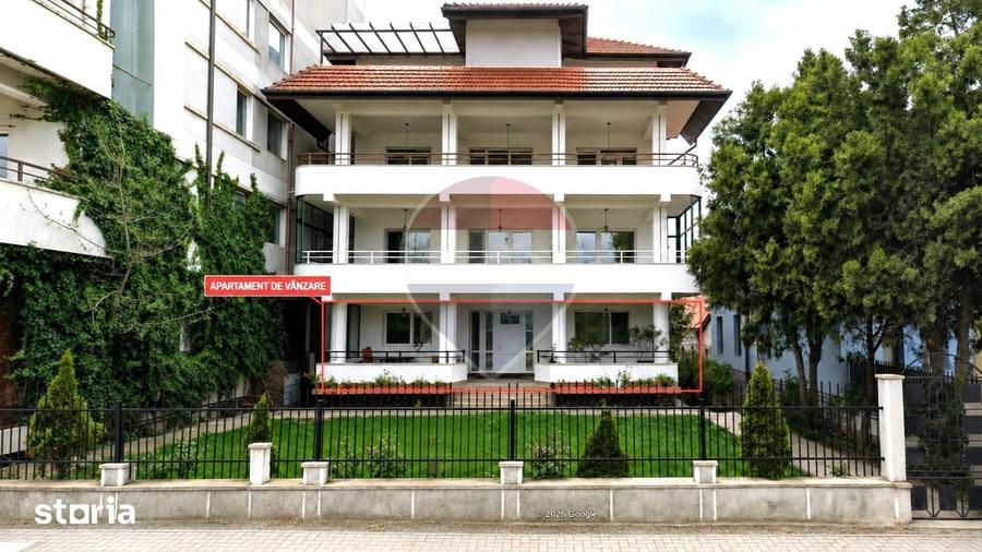 Apartament cu 3 camere decomandat în Sud