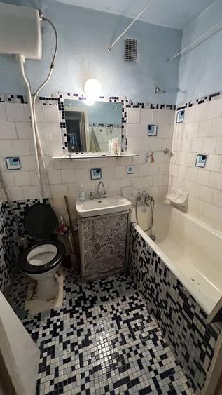 Apartament cu 2 camere decomandat în Drumul Taberei