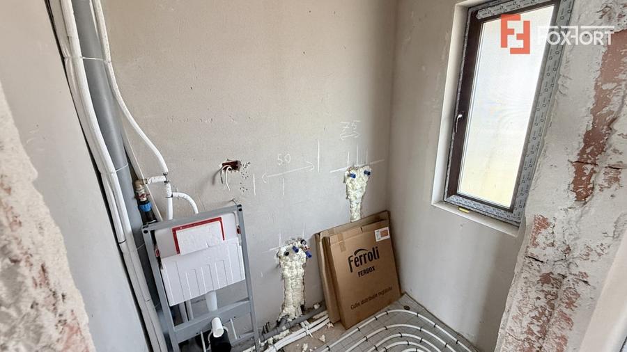 Duplex cu 4 camere cu Canalizare în Moșnița Veche