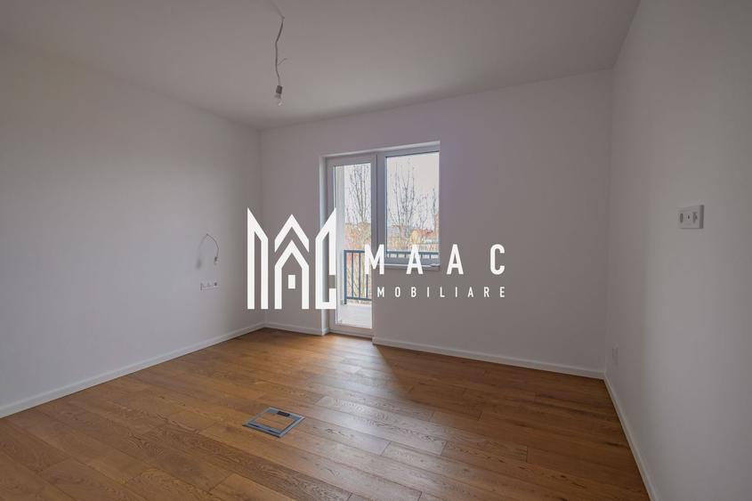 Apartament cu 4 camere decomandat în Mihai Viteazul