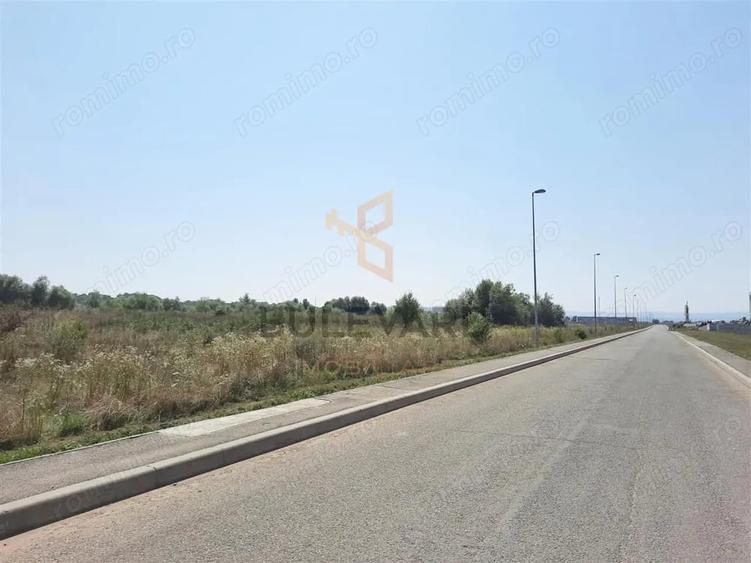 Teren de 4137 mp, în Juc-Herghelie