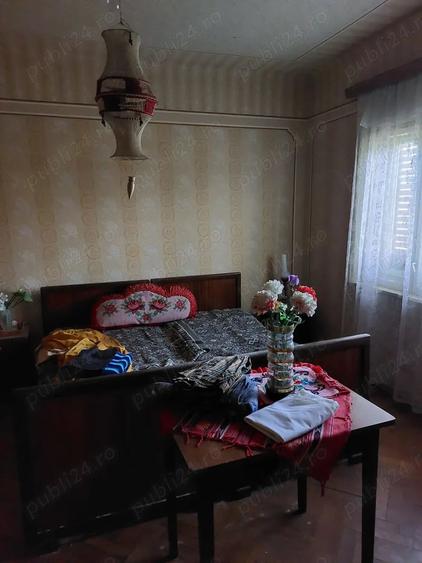 Casă cu 3 camere cu Teren 20 Mp în Dobra