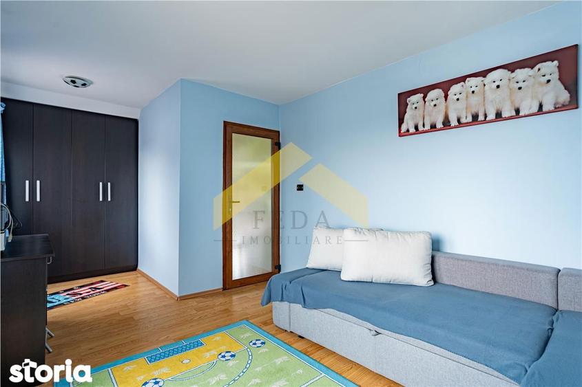 Casă cu 3 camere decomandat cu Teren 490 Mp în Zimandu Nou
