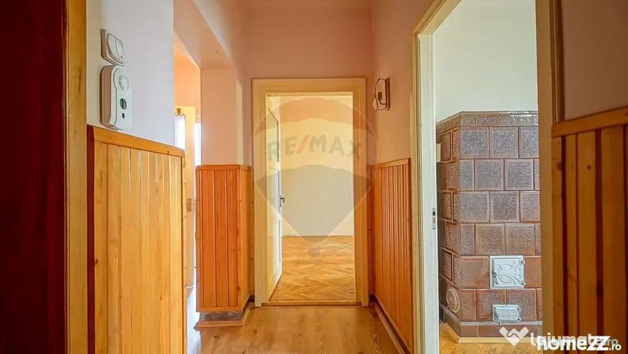 Apartament cu 2 camere decomandat în Dealul Cetății