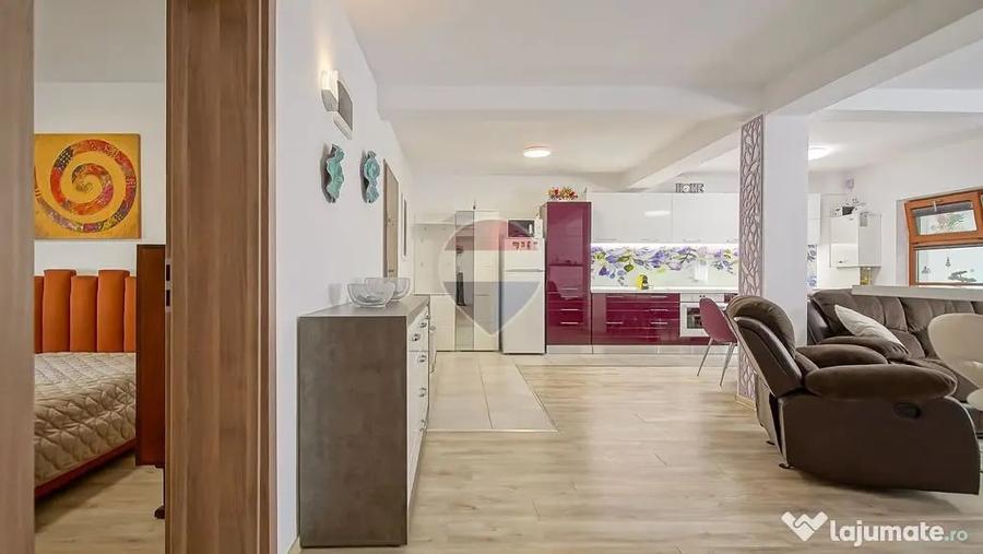 Apartament cu 4 camere decomandat în Clăbucet