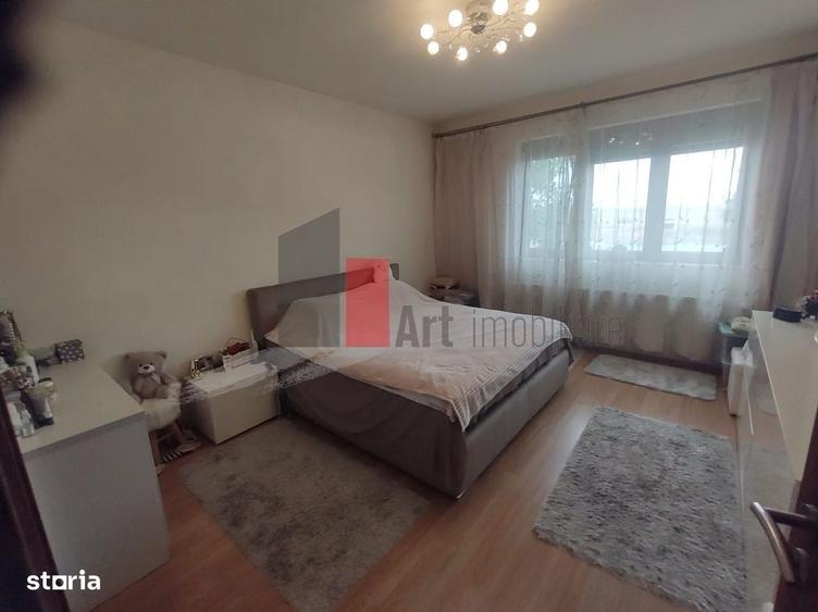 Casă cu 4 camere în Postăvari