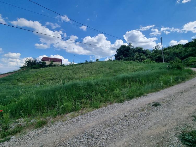 Teren Construcții de 2100 mp, în Micești
