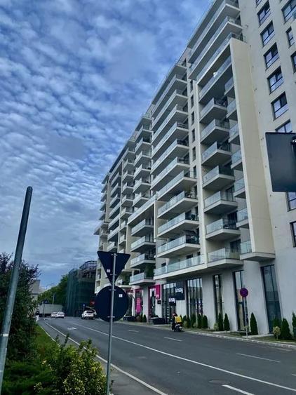 Apartament cu 2 camere semidecomandat, mobilat în Berceni