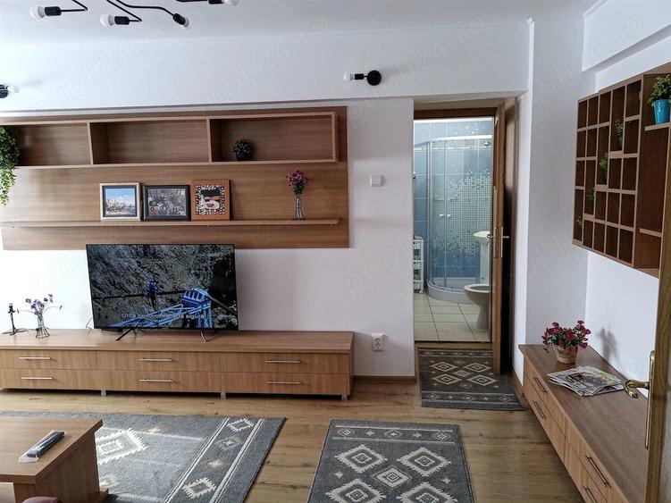 Apartament cu 2 camere semidecomandat în Cișmigiu