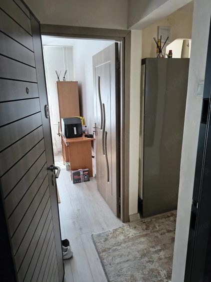 Apartament cu 3 camere semidecomandat în Mănăștur