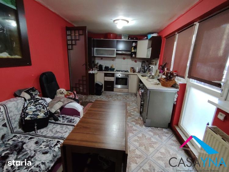 Apartament cu 3 camere semidecomandat în Bistrița Lac