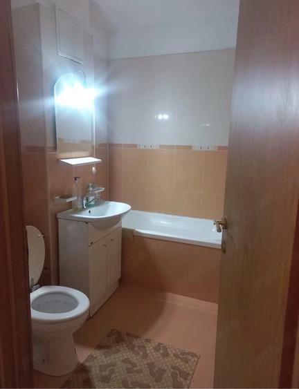 Apartament cu 2 camere decomandat în Exterior Vest