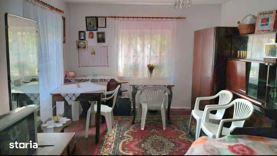Casă cu 2 camere cu Teren 102 Mp în Monumentului
