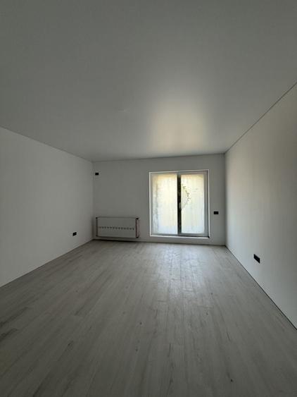 Apartament cu 3 camere decomandat în 1 Decembrie 1918