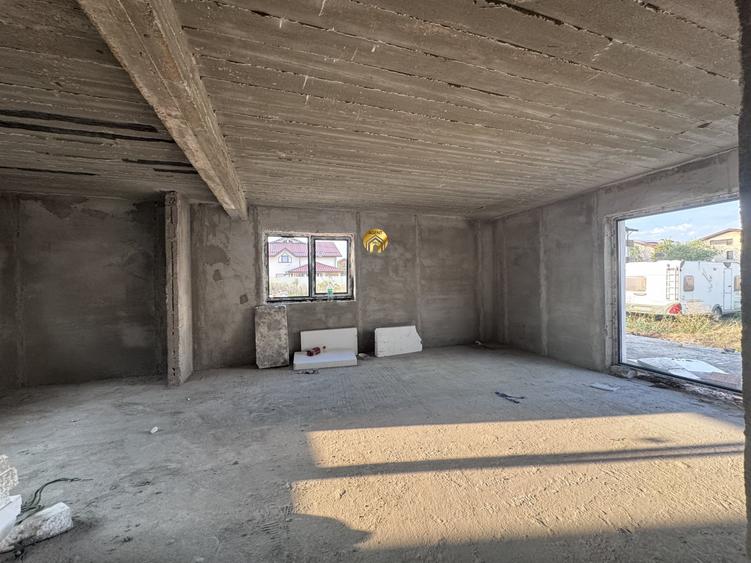 Casă individuală cu 5 camere cu Teren 300 Mp în Otopeni