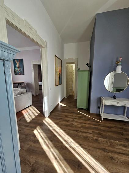 Apartament cu 2 camere semidecomandat în Central