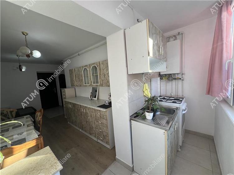 Garsonieră decomandată, mobilată în Turnișor