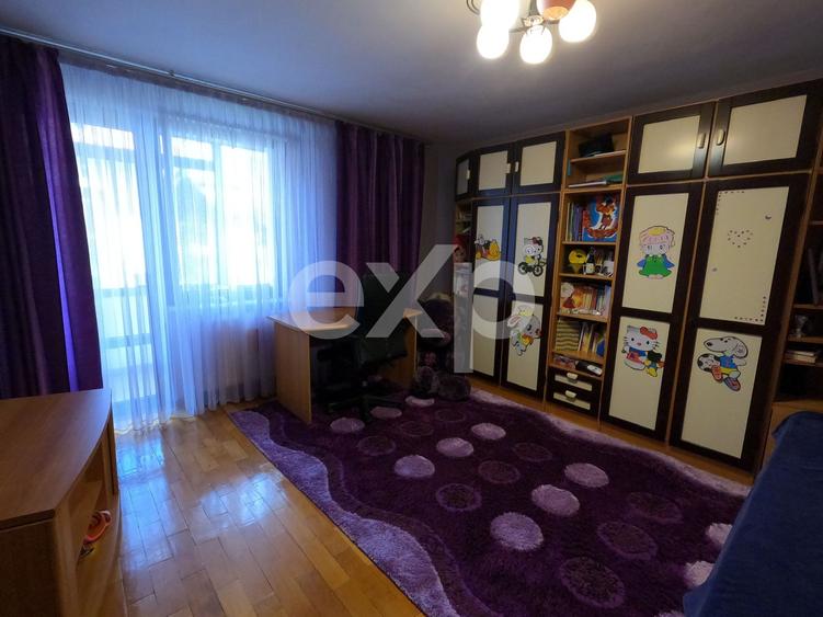 Casă individuală cu 7 camere cu Canalizare în Găvana