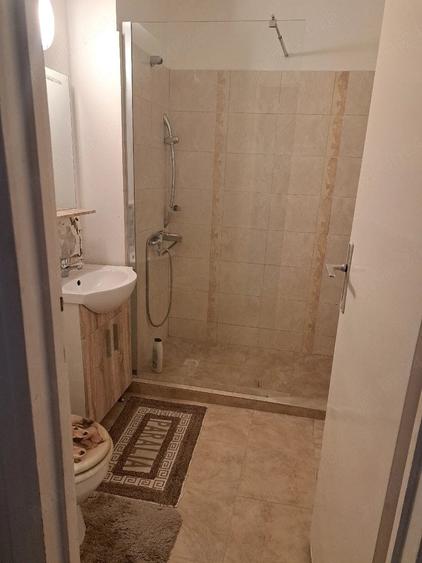 Apartament cu 2 camere semidecomandat în Podgoria
