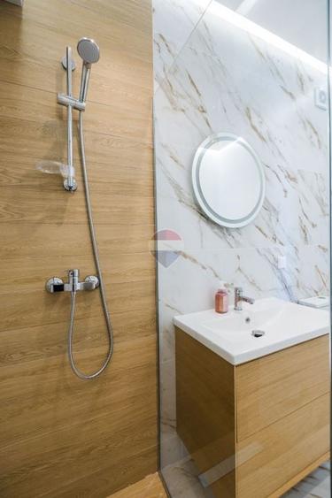 Apartament cu 2 camere decomandat, mobilat în Tractorul