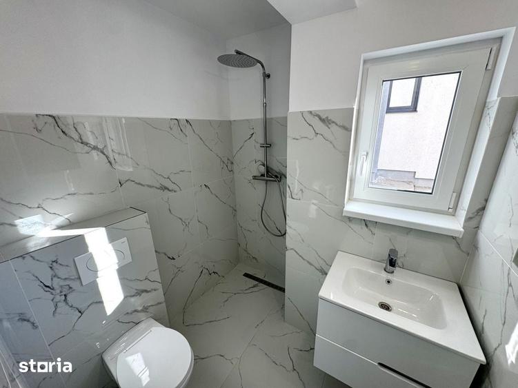 Casă cu 4 camere cu Teren 300 Mp în Bucium