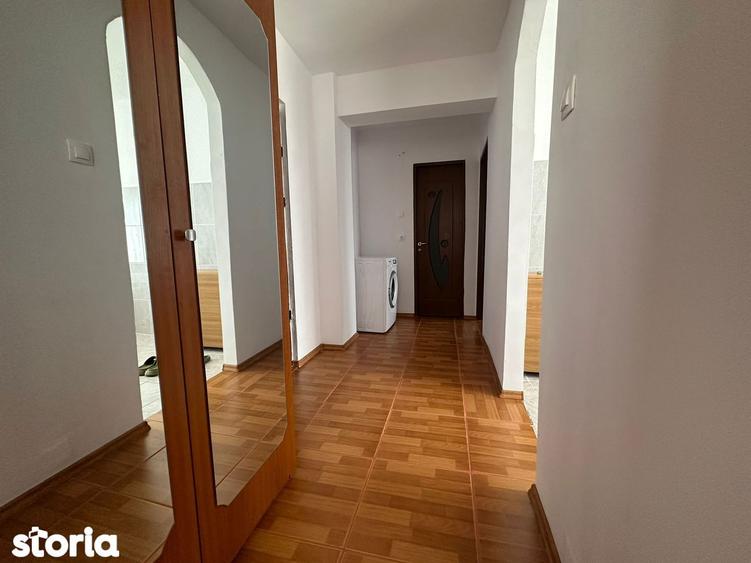 Apartament cu 2 camere decomandat, mobilat în Eroilor