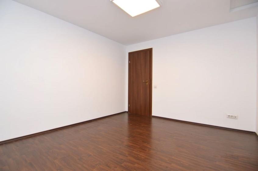 Apartament cu 2 camere decomandat în Baba Novac
