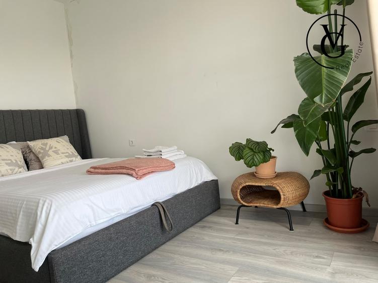 Apartament cu 2 camere semidecomandat, mobilat în Floreasca