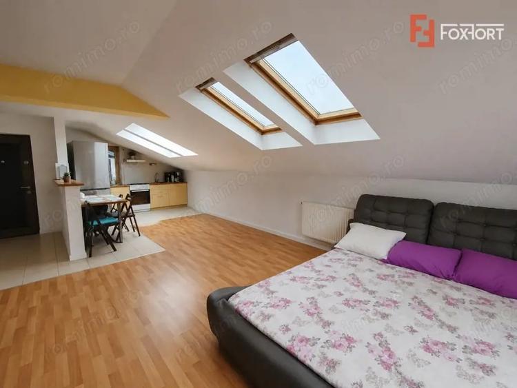 Apartament cu 2 camere în Buziașului