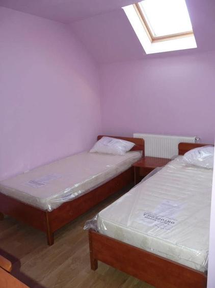 Apartament cu 4 camere în Drumul Carului
