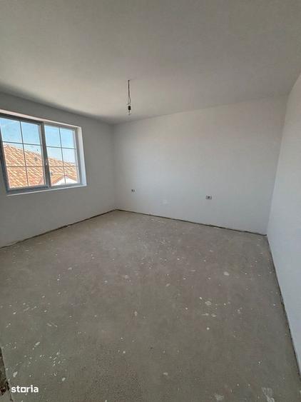 Apartament cu 4 camere în Moșnița Nouă