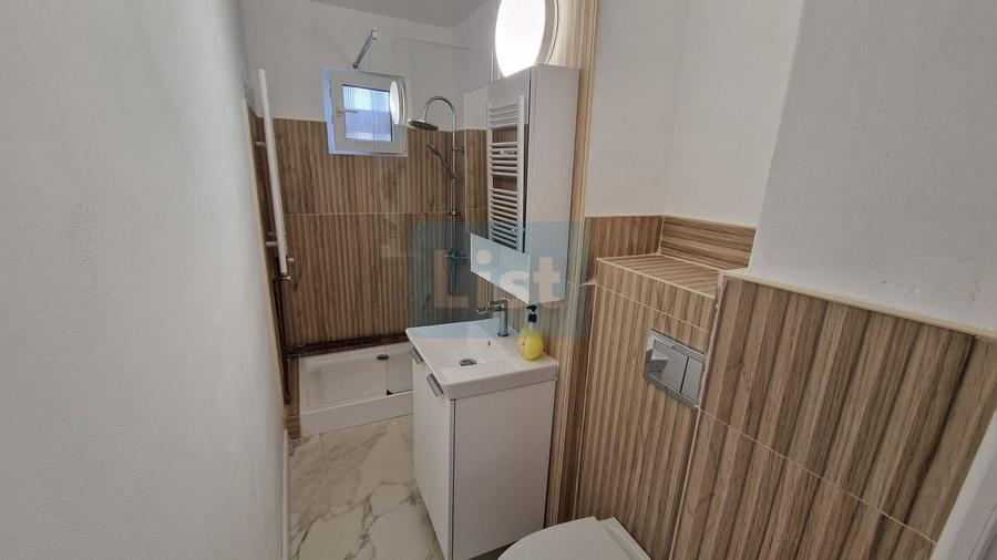 Apartament cu 2 camere semidecomandat în Hotvon
