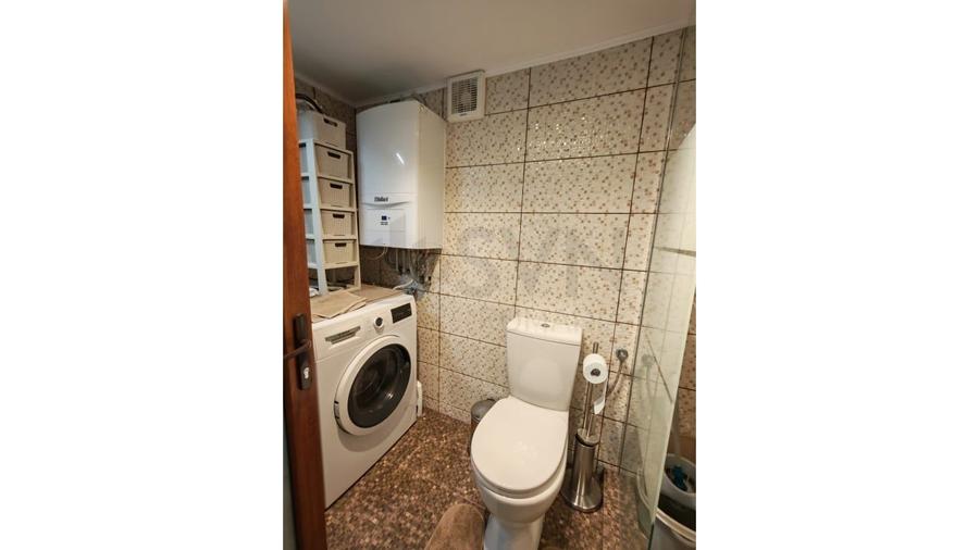 Casă individuală cu 4 camere cu Canalizare în Băneasa