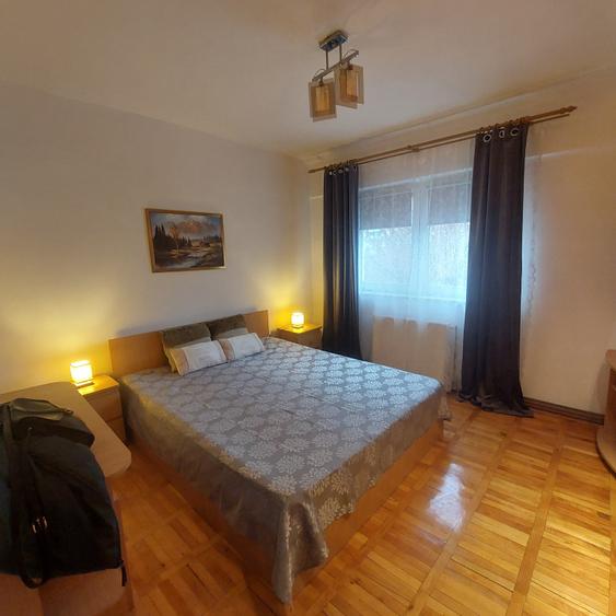 Apartament cu 2 camere decomandat în 22 Decembrie