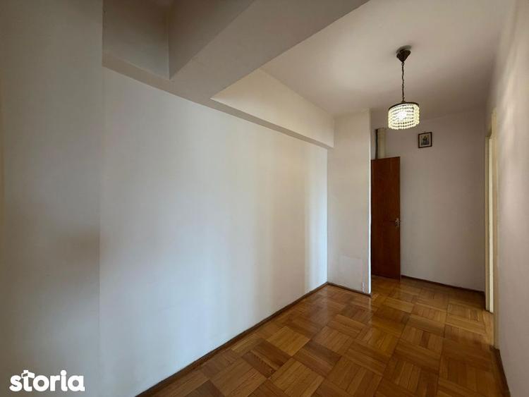 Apartament cu 4 camere, mobilat în Vitan
