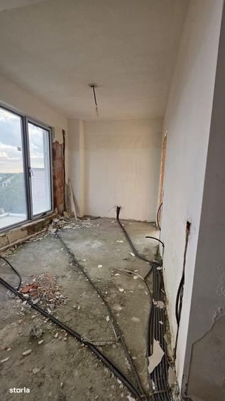 Apartament cu 4 camere în Central