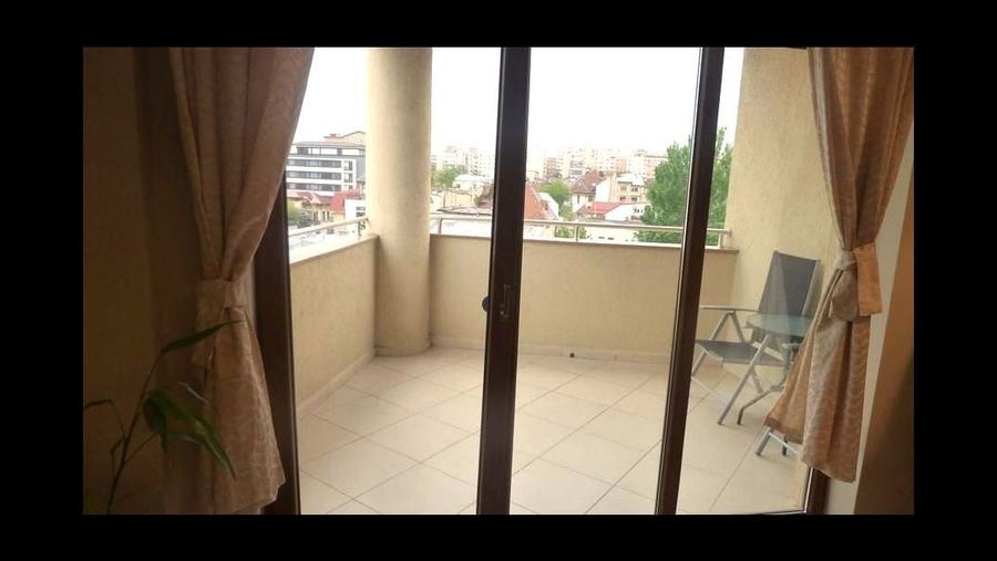 Apartament cu 2 camere decomandat în Moșilor