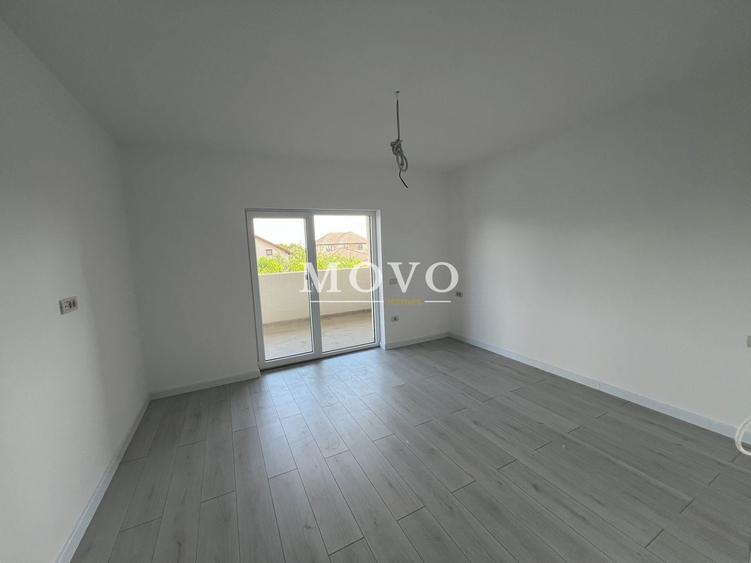 Duplex cu 4 camere cu Canalizare în Chișoda